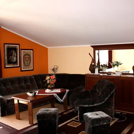 Akant Appartement *